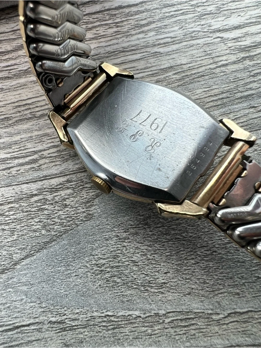Benrus vintage men’s tank watch mechanical gold